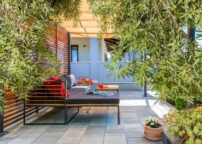 Casa Vian Πούλα