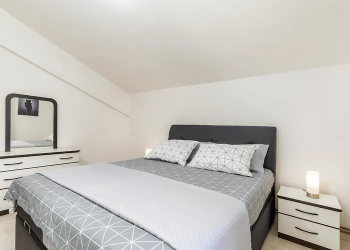 Casa Vian Βίλα Πούλα